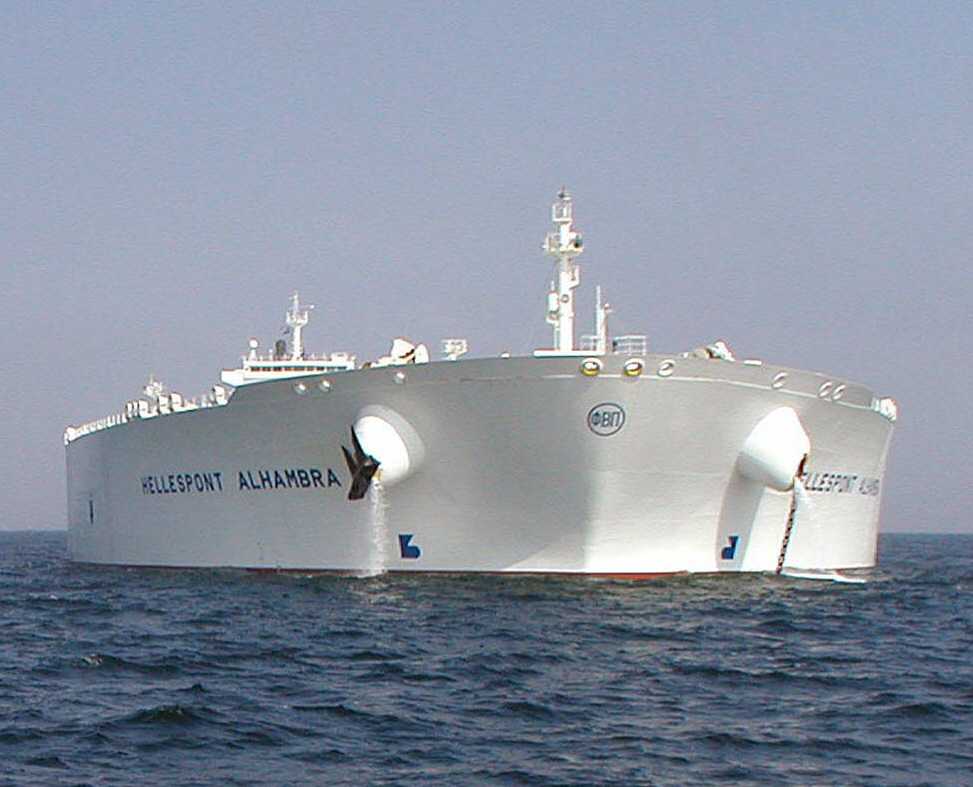 The supertanker Hellespont Alhambra under way
